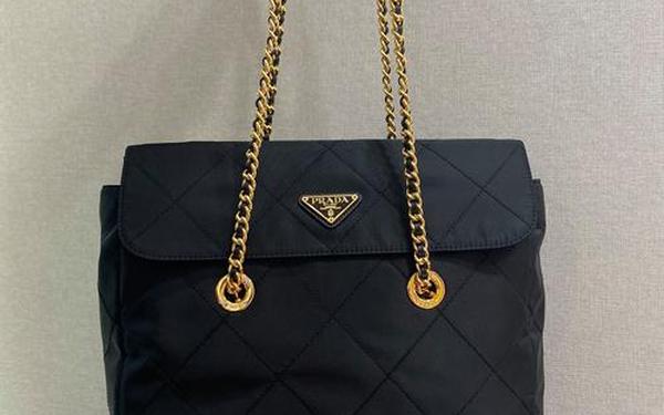 prada女包菱格(prada包)