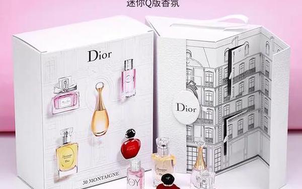克里斯汀迪奥护肤品套装(克里斯汀迪奥和迪奥是一个牌子吗) 克里斯汀迪奥护肤品套装(克里斯汀迪奥和迪奥是一个牌子吗)