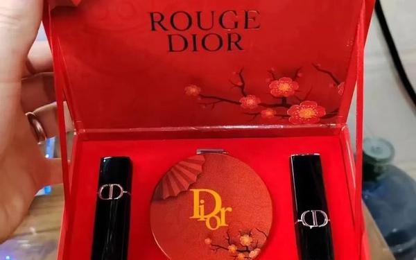 dior化妆品价钱 dior口红价格表