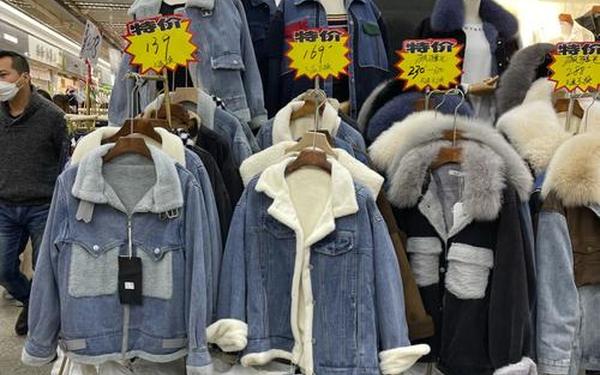 便宜服装批发厂家直销_服装批发市场大全哪里最便宜