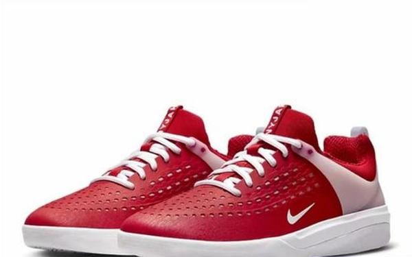 nike的板鞋 板鞋最建议买的三个牌子