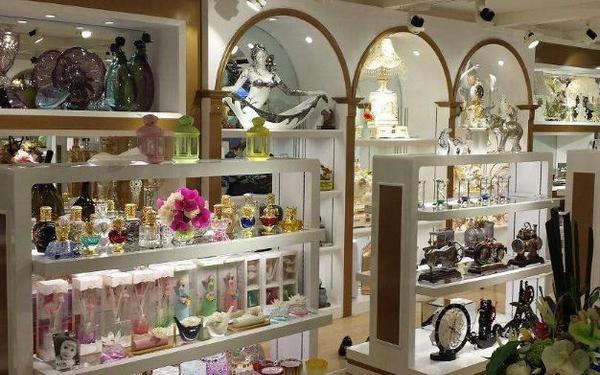 伶俐饰品店加盟费多少(饰品店加盟什么品牌好)