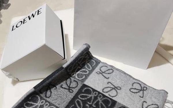 loewe官网围巾价格-罗意威羊绒围巾价格