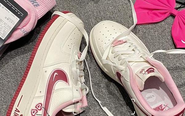 nike空军一号 耐克情人节限定