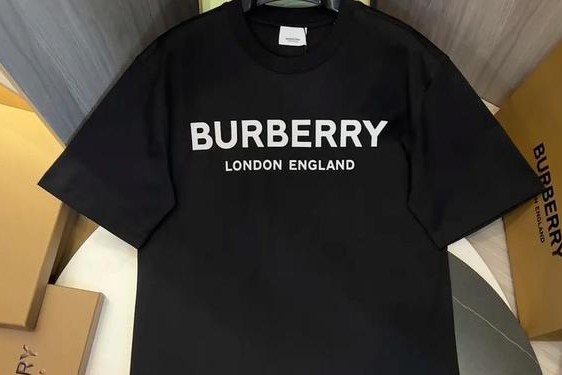 burberry怎么读_burberry牌子属于什么档次