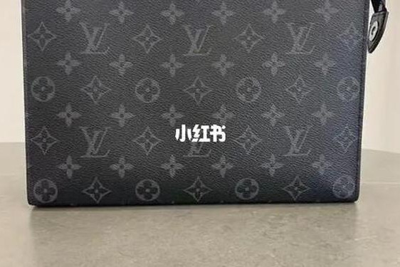 lv新款男士手包 lv男士手包专柜价格及图片