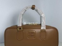 miumiu保龄球、miumiu保龄球包是哪一年