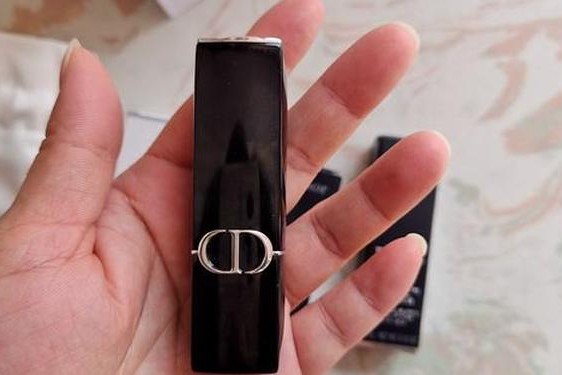 dior口红属于什么档次,dior口红算奢侈品吗