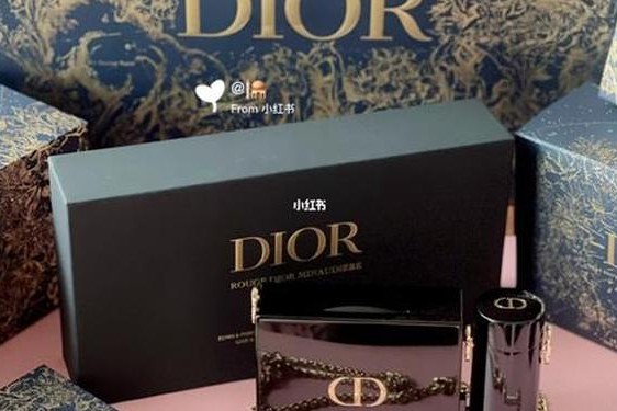dior口红礼盒—dior口红外壳有几种