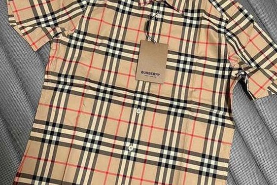 burberry官网美国_巴宝莉官网中国官方网