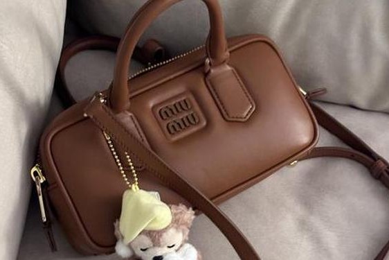 miumiu包包大全(miumiu官方旗舰店官网)