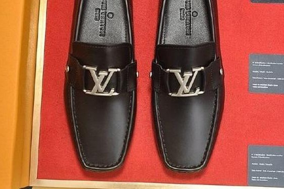 lv官网男鞋官方旗舰店 正品lv鞋子一般多少钱