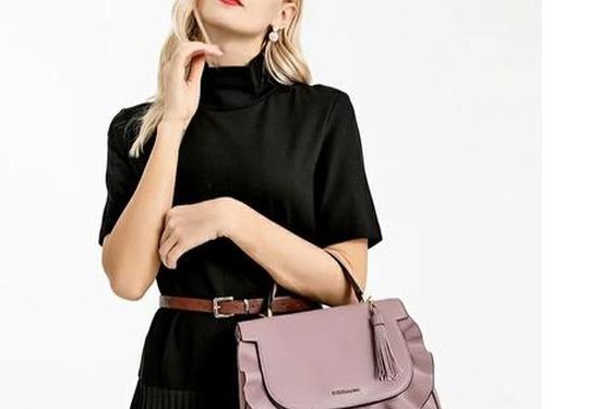 bcbg是奢侈品吗—女装bcbg还没垮