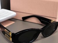 miumiu墨镜什么档次,澳洲miumiu墨镜价格表