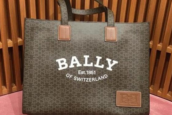 bally女士包包、bally是奢侈品吗女包