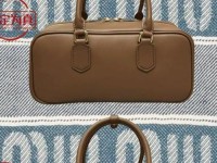 miumiu包包真假 怎么鉴定miumiu是正品