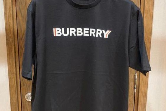 burberry短袖t恤_burberry是轻奢还是高奢