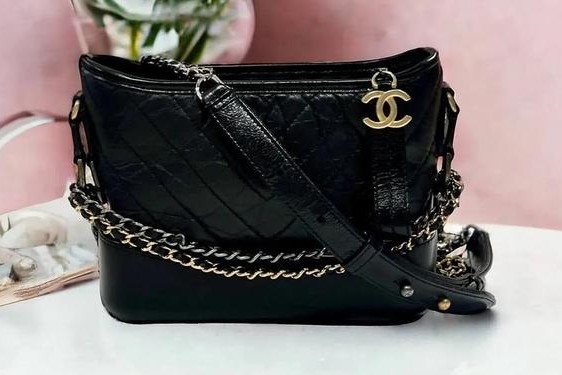 chanel流浪包_chanel流浪包官网价格