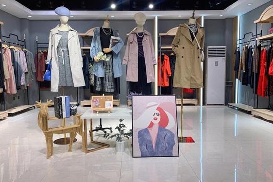 lily女装是哪里的品牌_丽丽女装品牌怎么样